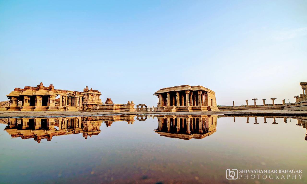 Hotel Varsha Hampi Buitenkant foto